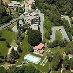 Mirabeau Hotel