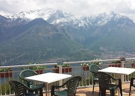 Mirabeau Hotel 3*