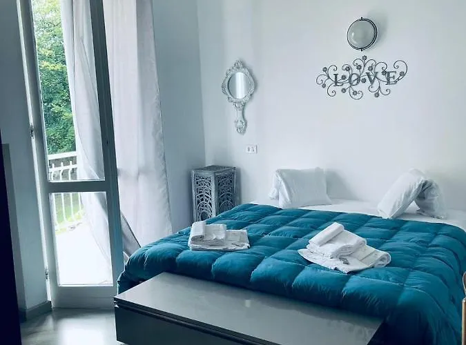 Отель Mirabeau